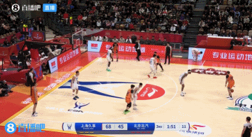  越投越自信！李添榮接連兩記三分強(qiáng)勢(shì)回應(yīng) 并重新拉開比分！