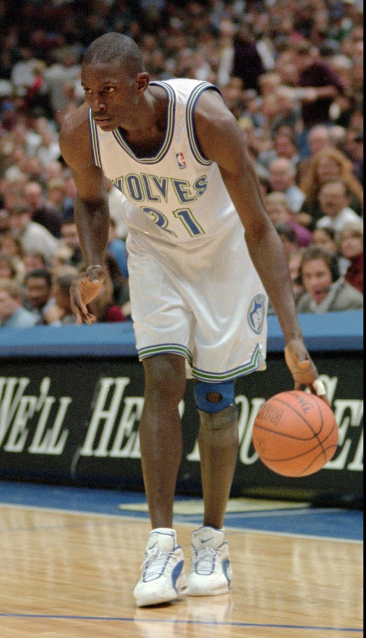  KG：你以為我喜歡狼隊老板那個XX？我們來NBA就是工作&拿錢回家