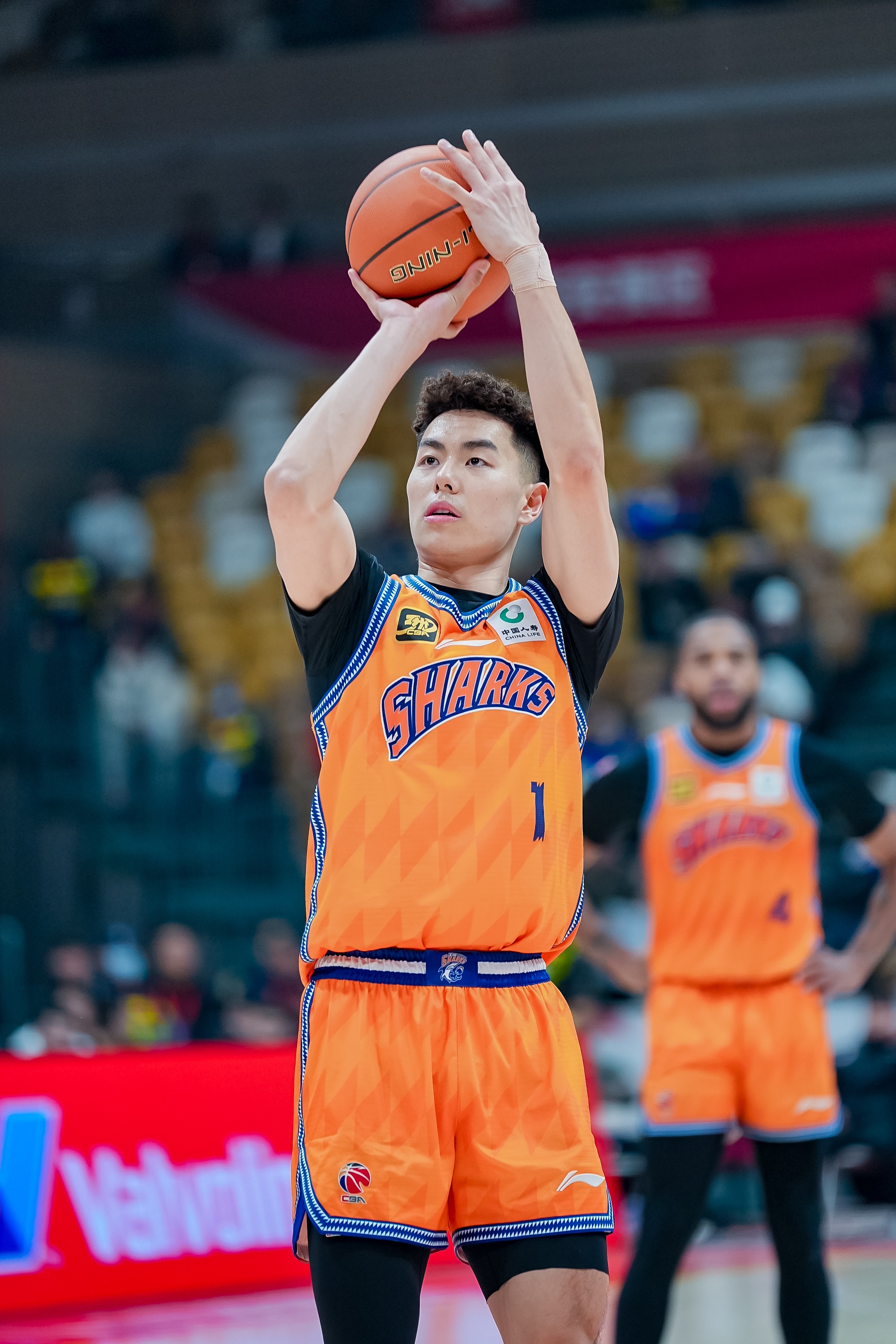  相當高效！李添榮10中7&三分7中4拿全隊并列最高18分
